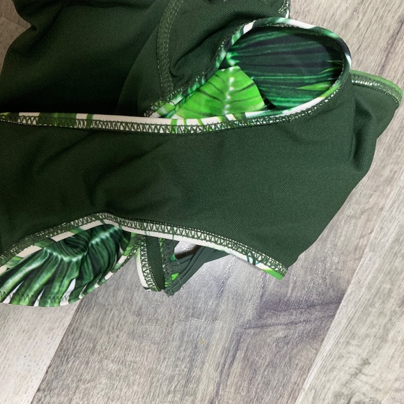 NWOT Sexy Cut-Out Apollo Swimwear Onepiece, Xs - Picture 3 of 5